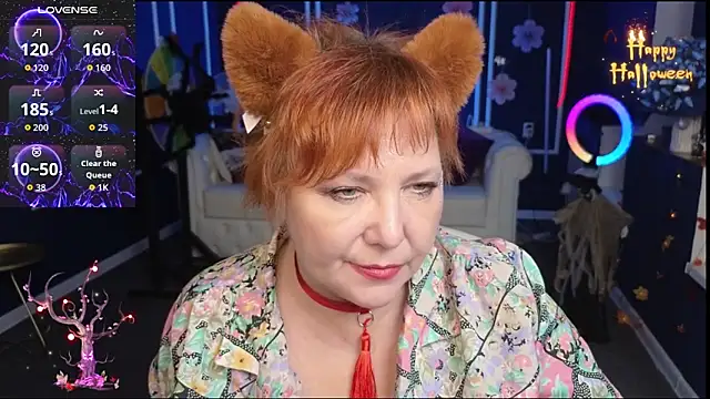 Kira Kenett online show from October 30, 2025, 12:58 pm