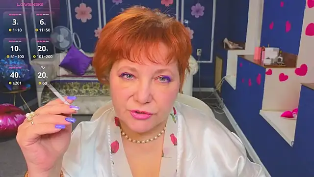 Kira Kenett online show from February 7, 2026, 6:43 am