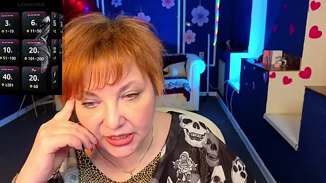 Kira Kenett online show from April 9, 2026, 4:35 pm