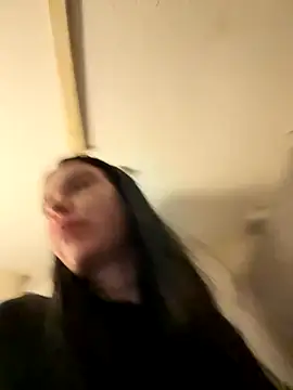 Snapshot of valentinalamont chatting on October 9, 2025, 3:40 am valentinalamont online show from October 9, 2025, 3:40 am