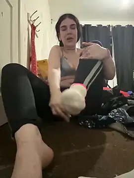 Snapshot of valentinalamont chatting on November 13, 2025, 5:28 pm valentinalamont online show from November 13, 2025, 5:28 pm