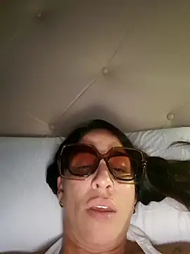 sexy7883 online show from October 25, 2025, 10:43 pm