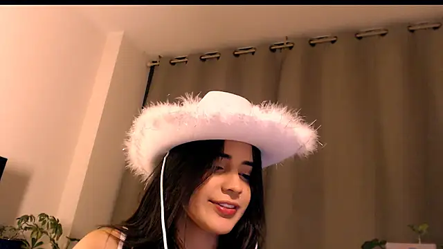 lanzybloom online show from October 17, 2025, 4:49 am
