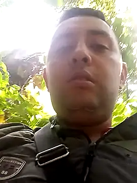 angelitocalientico online show from November 12, 2025, 5:17 pm