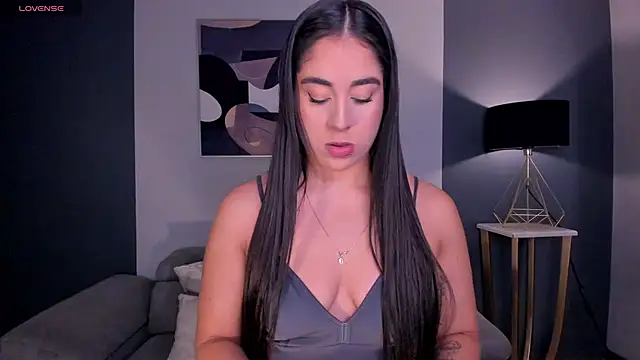 Snapshot of SussyBellX chatting on September 14, 2025, 5:02 pm SussyBellX online show from September 14, 2025, 5:02 pm
