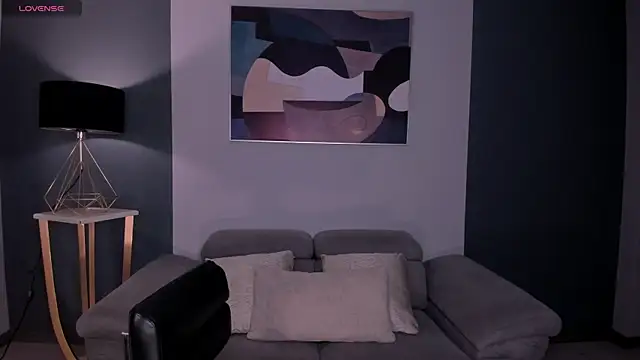 LaurentConnor online show from September 13, 2025, 3:50 am