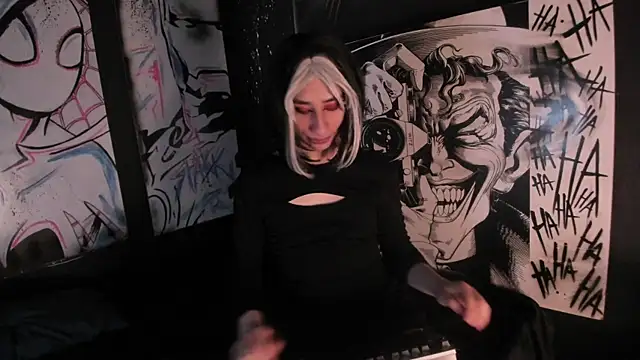 Snapshot of Charlottee_slave chatting on October 1, 2025, 2:27 am Charlottee slave online show from October 1, 2025, 2:27 am