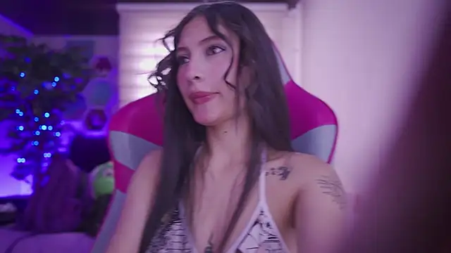 Rebecah 1 online show from April 1, 2026, 3:53 pm