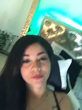 Snapshot of Mariana_Montes chatting on September 23, 2025, 7:10 pm Mariana Montes online show from September 23, 2025, 7:10 pm