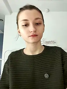 Snapshot of LillySvon chatting on April 7, 2026, 3:36 pm LillySvon online show from April 7, 2026, 3:36 pm