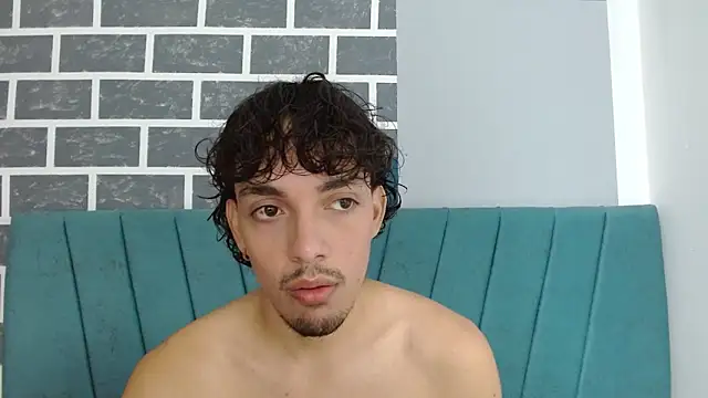 Snapshot of Jake_laraxxx chatting on October 11, 2025, 5:47 pm Jake laraxxx online show from October 11, 2025, 5:47 pm
