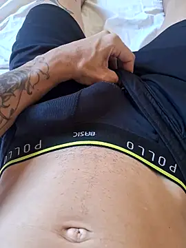 Skate012 online show from March 23, 2026, 3:23 pm