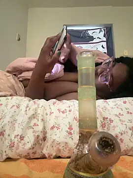 bunbun420247 online show from April 22, 2026, 6:14 pm