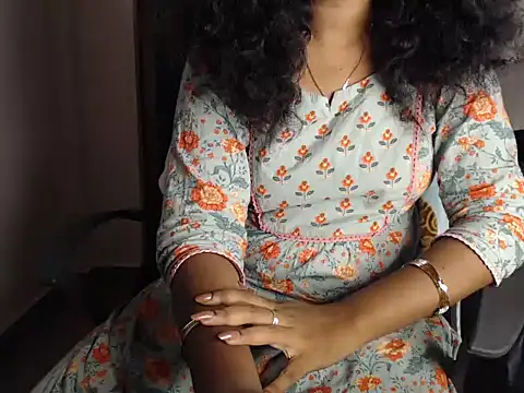 Snapshot of Zellybean_telugu chatting on December 3, 2025, 3:33 pm Zellybean telugu online show from December 3, 2025, 3:33 pm