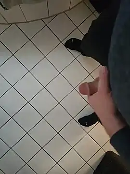 ctocum35 online show from November 5, 2025, 3:15 pm