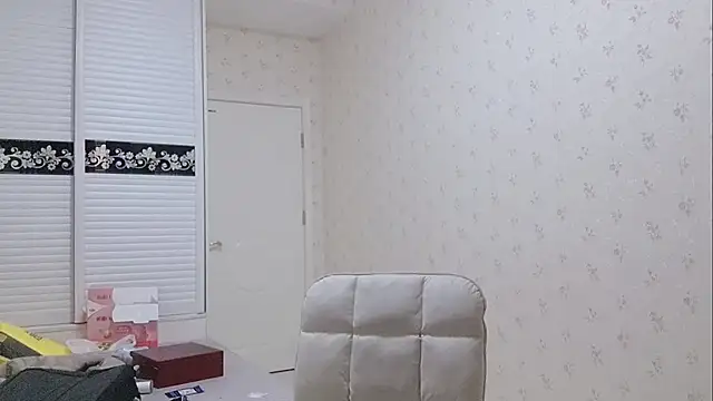 Buryerry-B online show from November 2, 2025, 11:48 am