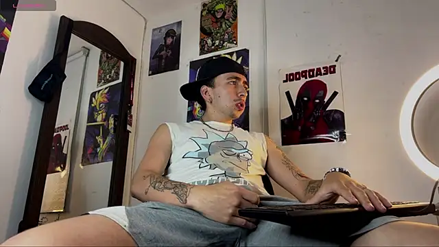 Snapshot of liamty_luxor chatting on October 9, 2025, 2:56 am liamty luxor online show from October 9, 2025, 2:56 am