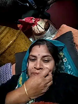 Snapshot of Hot_babli54 chatting on February 6, 2026, 5:53 pm Hot babli54 online show from February 6, 2026, 5:53 pm