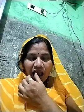 Snapshot of Hot_babli54 chatting on February 25, 2026, 4:40 pm Hot babli54 online show from February 25, 2026, 4:40 pm