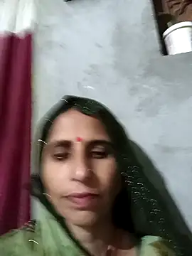 Snapshot of Hot_liya54 chatting on November 3, 2025, 4:17 am Hot liya54 online show from November 3, 2025, 4:17 am