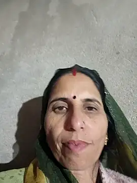 Snapshot of Hot_liya54 chatting on October 29, 2025, 3:16 am Hot liya54 online show from October 29, 2025, 3:16 am