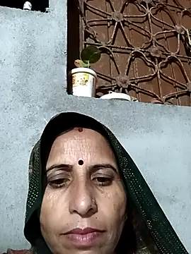 Snapshot of Hot_liya54 chatting on November 9, 2025, 2:48 am Hot liya54 online show from November 9, 2025, 2:48 am