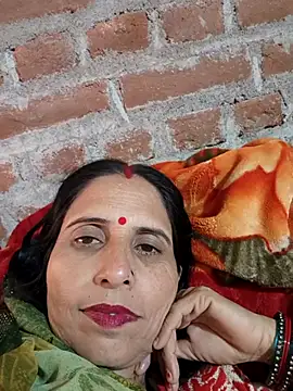 Snapshot of Hot_liya54 chatting on November 13, 2025, 10:30 am Hot liya54 online show from November 13, 2025, 10:30 am