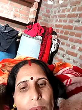 Snapshot of Hot_liya54 chatting on November 20, 2025, 12:28 pm Hot liya54 online show from November 20, 2025, 12:28 pm