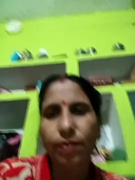 Snapshot of Hot_liya54 chatting on November 13, 2025, 10:35 pm Hot liya54 online show from November 13, 2025, 10:35 pm