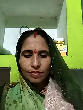 Snapshot of Hot_liya54 chatting on November 18, 2025, 4:49 am Hot liya54 online show from November 18, 2025, 4:49 am