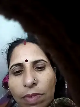 Snapshot of Hot_liya54 chatting on November 8, 2025, 12:58 am Hot liya54 online show from November 8, 2025, 12:58 am