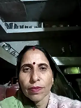 Snapshot of Hot_liya54 chatting on November 28, 2025, 12:05 pm Hot liya54 online show from November 28, 2025, 12:05 pm