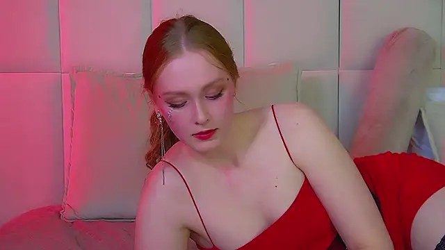 AgataFoxley online show from November 12, 2025, 6:23 pm