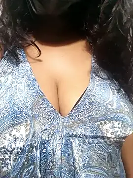 HAANNIAA online show from December 4, 2025, 8:30 pm