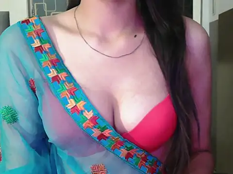 Snapshot of cute_seemu chatting on July 16, 2026, 3:20 pm cute seemu online show from July 16, 2026, 3:20 pm
