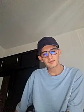 STEVAN RXX online show from September 21, 2025, 7:08 pm