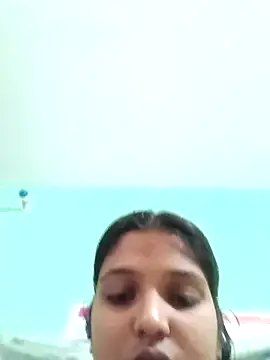Snapshot of Palak-Sharma chatting on May 8, 2026, 3:05 pm Palak-Sharma online show from May 8, 2026, 3:05 pm