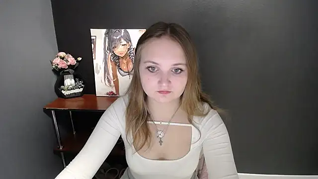 Snapshot of Mystic_nikole chatting on October 25, 2025, 1:23 pm Mystic nikole online show from October 25, 2025, 1:23 pm