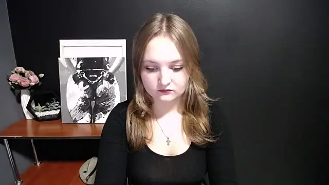 Snapshot of Mystic_nikole chatting on September 25, 2025, 12:22 pm Mystic nikole online show from September 25, 2025, 12:22 pm