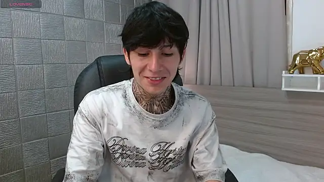 Iantwink18 online show from February 9, 2026, 12:25 pm