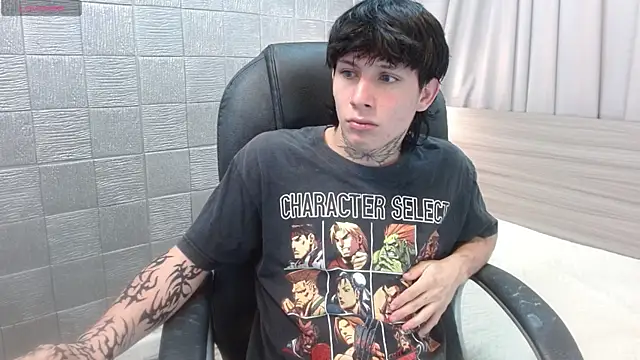 Iantwink18 online show from November 21, 2025, 4:11 am