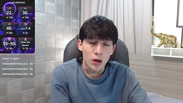 Iantwink18 online show from November 15, 2025, 3:49 pm