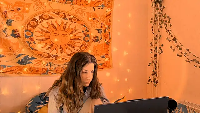 Snapshot of AliceCUNTach chatting on February 18, 2026, 5:05 am AliceCUNTach online show from February 18, 2026, 5:05 am