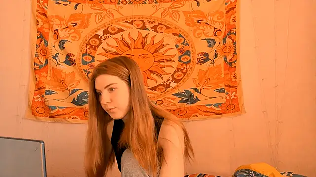 AliceCUNTach online show from April 1, 2026, 5:09 am