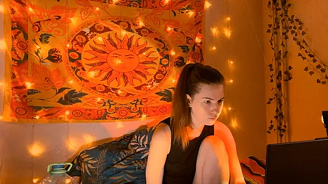 Snapshot of AliceCUNTach chatting on February 1, 2026, 5:06 am AliceCUNTach online show from February 1, 2026, 5:06 am