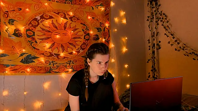 Snapshot of AliceCUNTach chatting on February 5, 2026, 5:03 am AliceCUNTach online show from February 5, 2026, 5:03 am