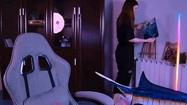 AliceCUNTach online show from November 7, 2025, 5:12 am