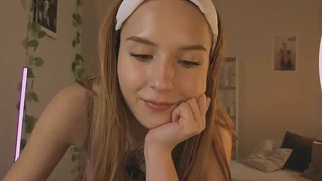 Snapshot of Vegas_V chatting on September 20, 2025, 2:55 pm Vegas V online show from September 20, 2025, 2:55 pm