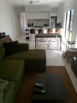 aussiepeaches online show from April 12, 2026, 3:21 am