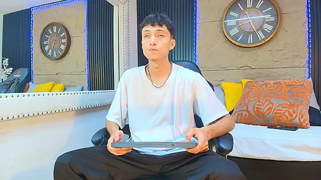 Lean Portman online show from June 2, 2026, 1:55 pm